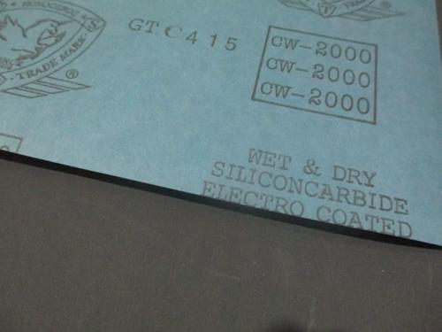 砂纸在浮漂DIY中的关键作用 从600目到精细打磨全攻略